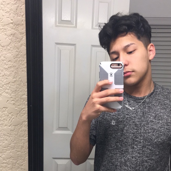 Meet your Posher, Adrian - Picture 2 of 2